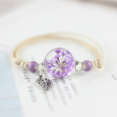 Bracelet with dried flowers