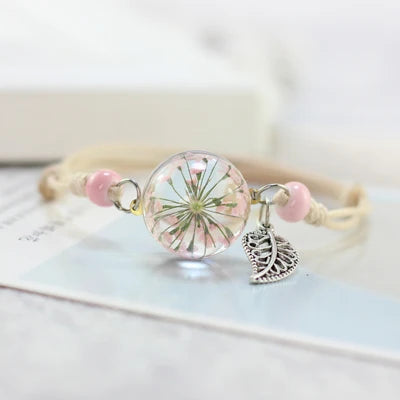 Bracelet with dried flowers