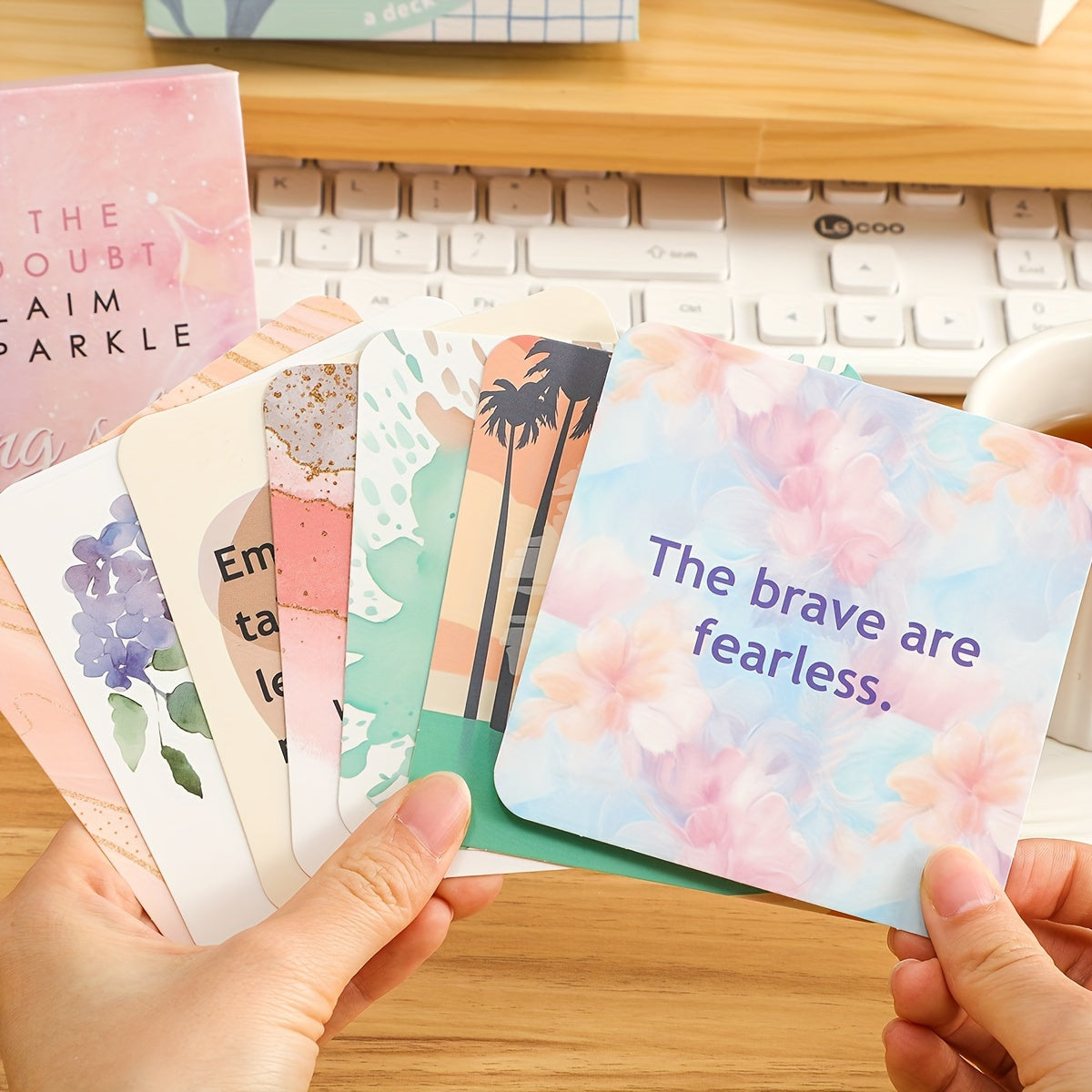 50 Cards with positive messages to brighten every moment